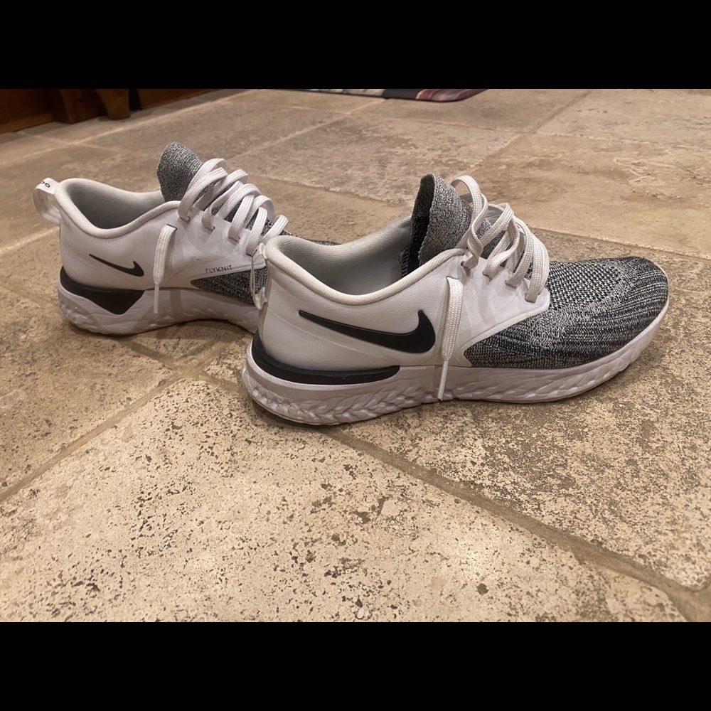Nike Odyssey React